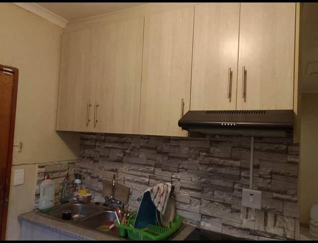 2 BEDROOM HOUSE FOR SALE IN BOOYSENS